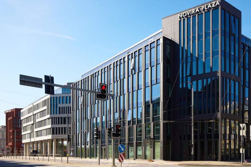 NOVIRA PLAZA